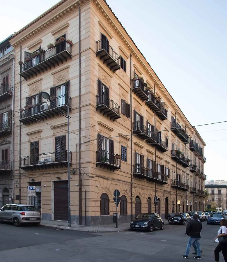 Le Quattro Stagioni - Rooms & Suites Palermo